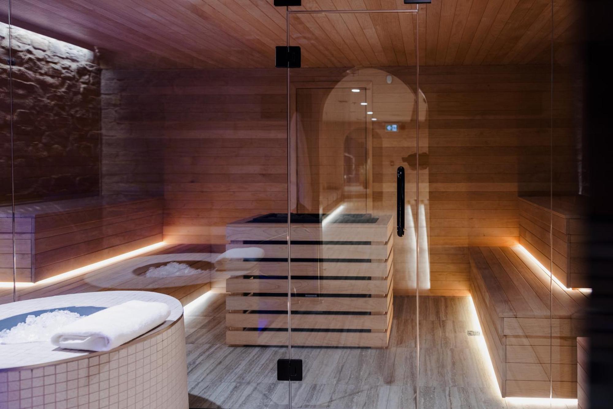 Hotel & Spa Carre Saint-Louis Montreal Exterior photo